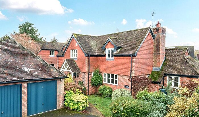 5 Bedroom Detached House For Sale In The Street, Plaistow, RH14