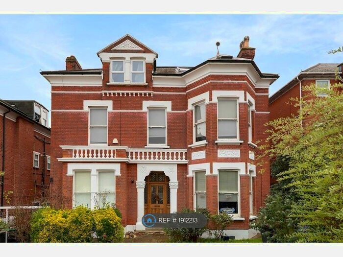 2 Bedroom Flat To Rent In Hermitage Road, London, SE19