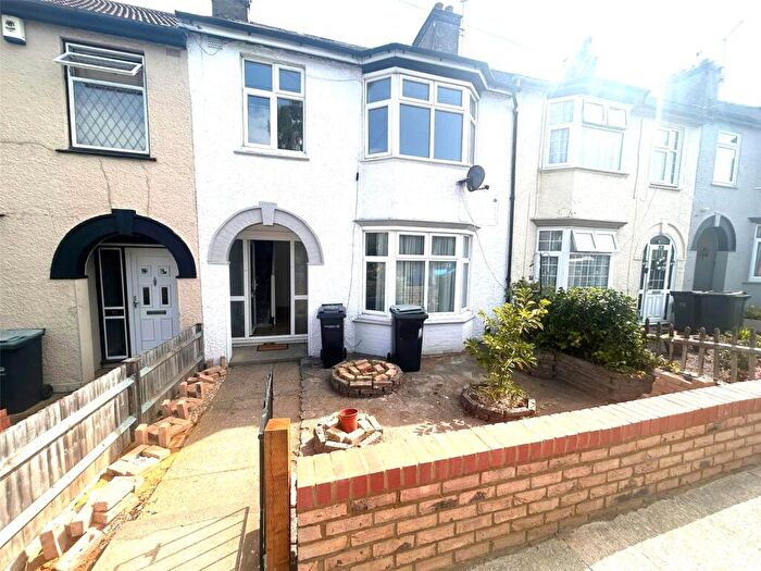 3 Bedroom Terraced House To Rent In Gouge Avenue, Northfleet, Gravesend, Kent, DA11