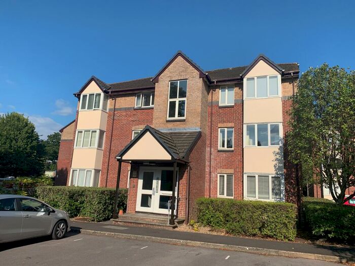 2 Bedroom Flat To Rent In Westwood Court, High Street, West End, Southampton, SO30