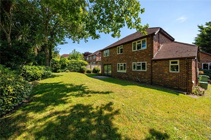 4 Bedroom Detached House For Sale In Grey Wethers, Sandling, Maidstone, ME14