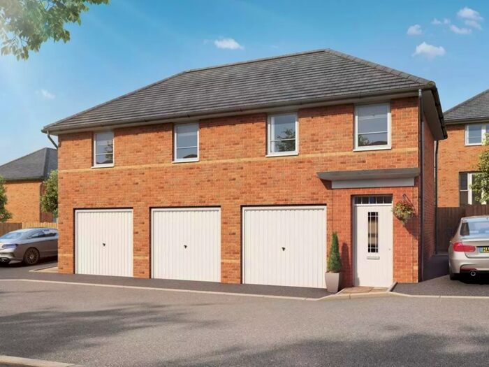 2 Bedroom Apartment To Rent In Buttercup Glade, PO30