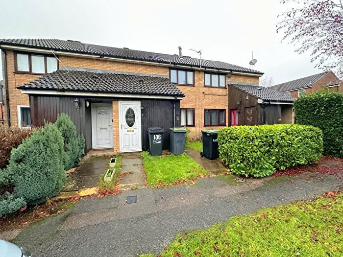 2 Bedroom Maisonette To Rent In Coltsfoot Green, Luton, LU4