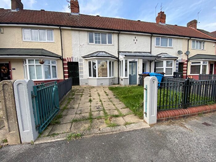2 Bedroom Terraced House For Sale In Th Avenue, Hull, HU6