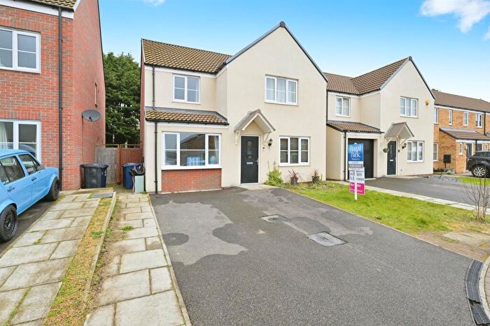 4 Bedroom Detached House For Sale In Whitney Drive, Yaxley, Peterborough, PE7