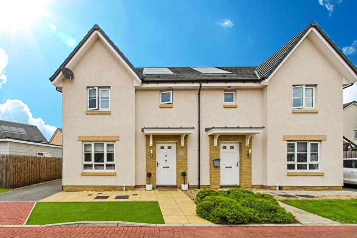 3 Bedroom Semi-Detached House For Sale In Northcraig Drive, Motherwell, ML1