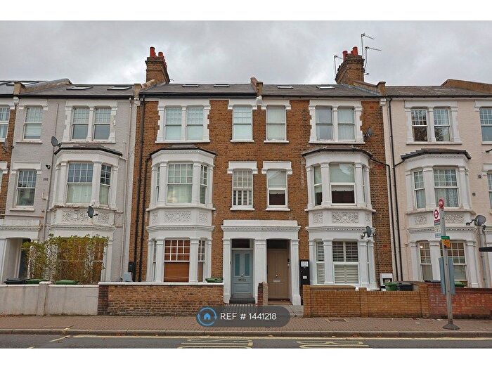 4 Bedroom Flat To Rent In Fulham Palace Road, London, SW6