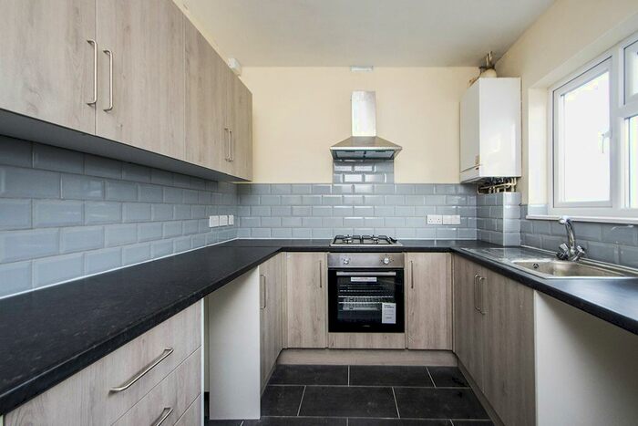 1 Bedroom Flat To Rent In High Street, Codnor, Ripley, Derbyshire, DE5