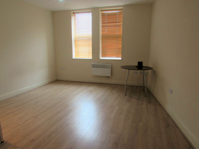 Studio To Rent In Moriah Court, Palmerston Road, Harrow Wealdstone, Middlesex, HA3