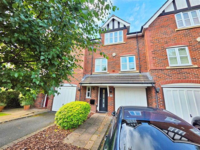 3 Bedroom Town House For Sale In Farriers Way, Poulton-Le-Fylde, FY6