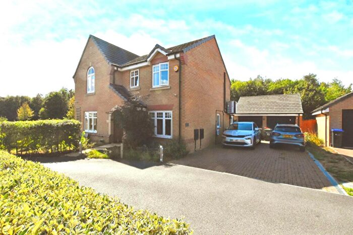 5 Bedroom Detached House For Sale In Airfield Way, NG15