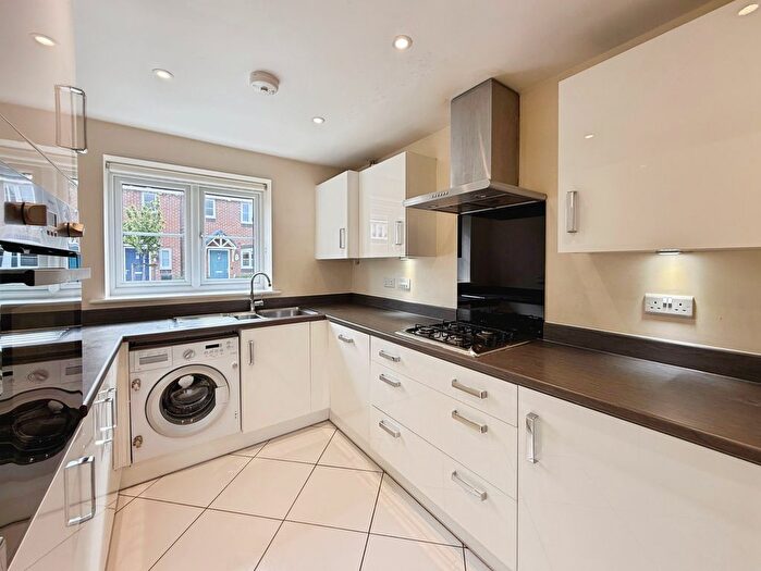 3 Bedroom Terraced House For Sale In Blockley Road, Hadley, TF1