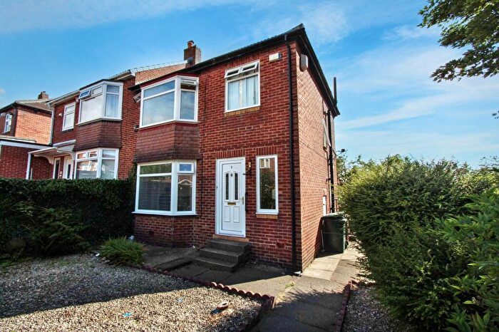 3 Bedroom Semi-Detached House For Sale In Bellister Grove, Fenham, Newcastle Upon Tyne, Tyne And Wear, NE5