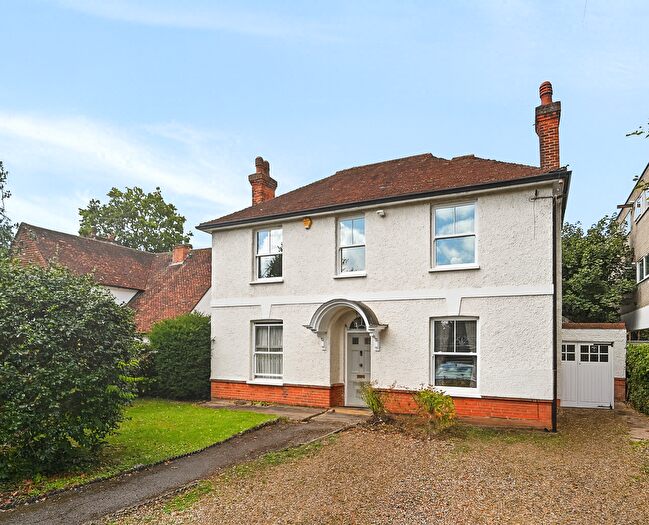 4 Bedroom Detached House To Rent In Belmont Lane, Stanmore, Greater London, HA7