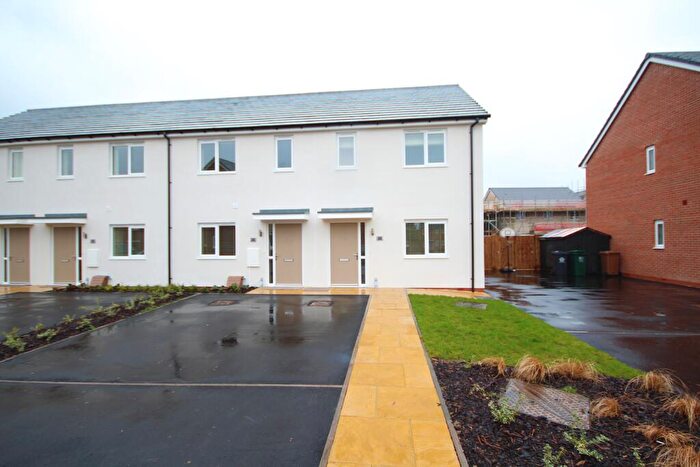 2 Bedroom Town House To Rent In Rhodeswood Close, Hilton, Derby, Derbyshire, DE65