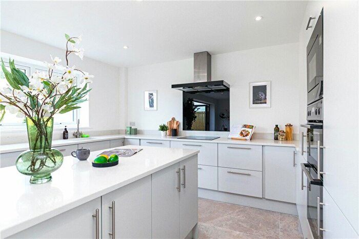 4 Bedroom Detached House For Sale In Reservoir Way, West Lane, Baildon, West Yorkshire, BD17