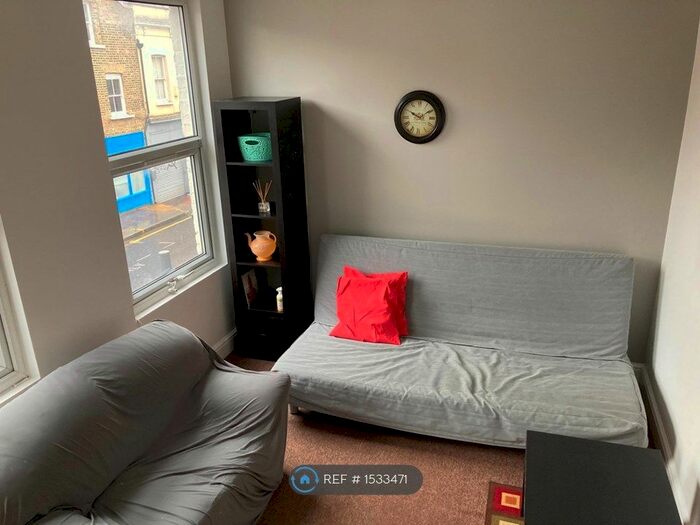 1 Bedroom Flat To Rent In Ford Close, London, E3