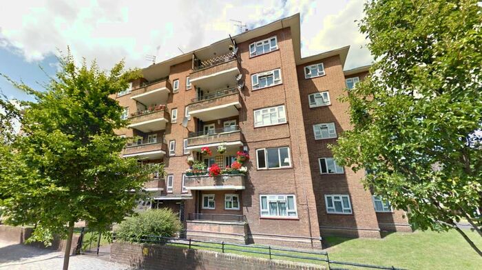 2 Bedroom Flat To Rent In Redcross Way, London, SE1