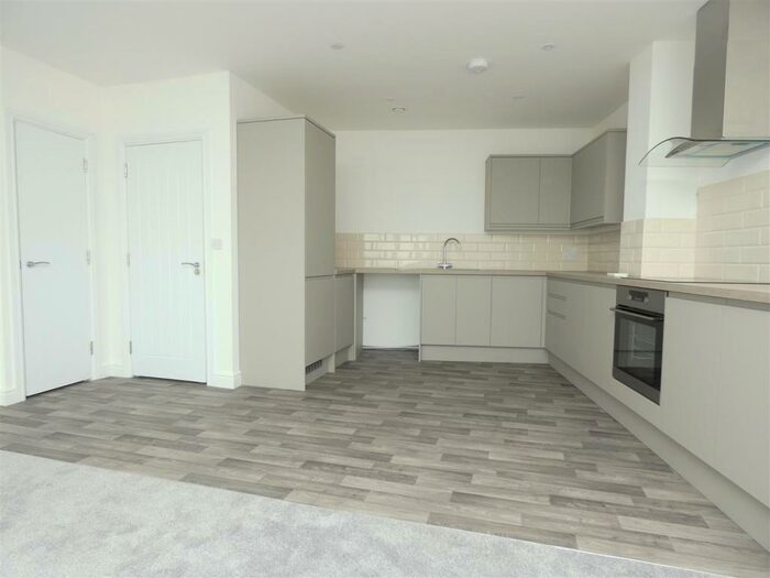 2 Bedroom Maisonette To Rent In Sea Road, Westgate-On-Sea, CT8