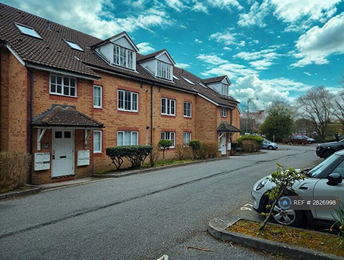 1 Bedroom Flat To Rent In Cedar House, Whyteleafe, CR3