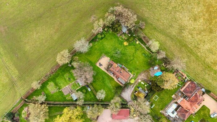 3 Bedroom Detached House For Sale In Grays Lane, Ibstone, HP14