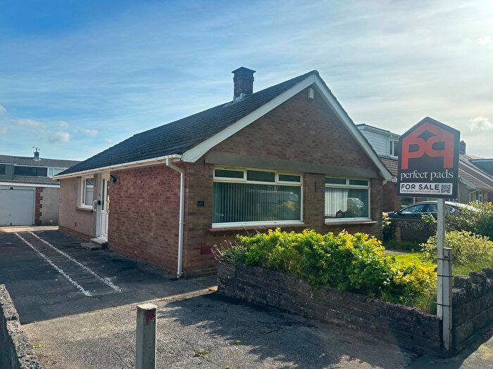 3 Bedroom Bungalow For Sale In Maes Y Gwernen Close, Cwmrhydyceirw, Swansea, SA6