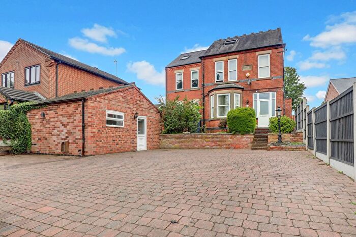 6 Bedroom Detached House For Sale In Edwards Lane, Nottingham, NG5
