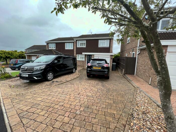 4 Bedroom Property To Rent In Spicersfield, Cheshunt, Waltham Cross, EN7