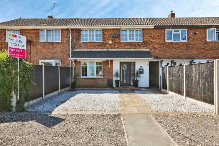 3 Bedroom Terraced House For Sale In Wike Gate Road, Thorne, Doncaster, DN8