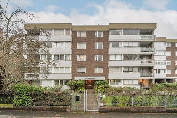 2 Bedroom Flat To Rent In Lowlands, - Eton Avenue, London, NW3