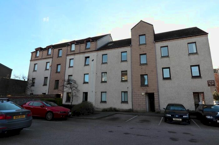 2 Bedroom Flat To Rent In Back Hilton Road, Flat H, AB25