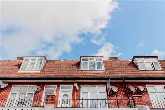 Studio To Rent In Station Parade, Whitchurch Lane, Edgware, HA8