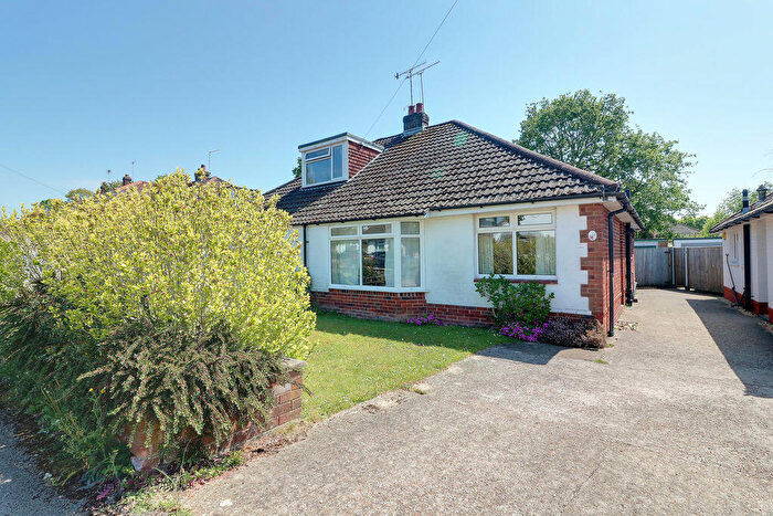 2 Bedroom Semi-Detached Bungalow For Sale In Cherry Tree Avenue, Cowplain, Waterlooville, PO8