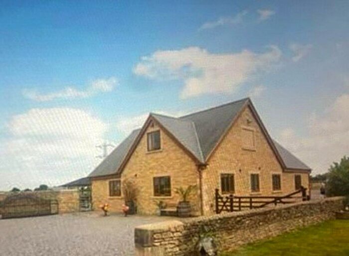 4 Bedroom Detached House To Rent In An Unfurnished Bed Detached House Offering Excellent Accommodation, SN12