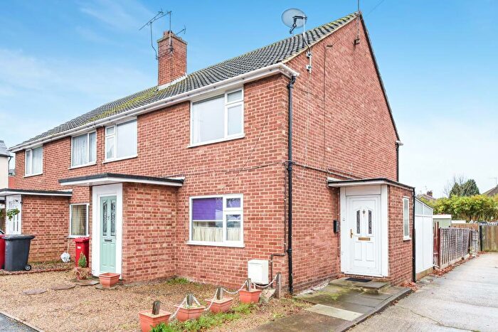 1 Bedroom Maisonette To Rent In Bath Road, Slough, SL1