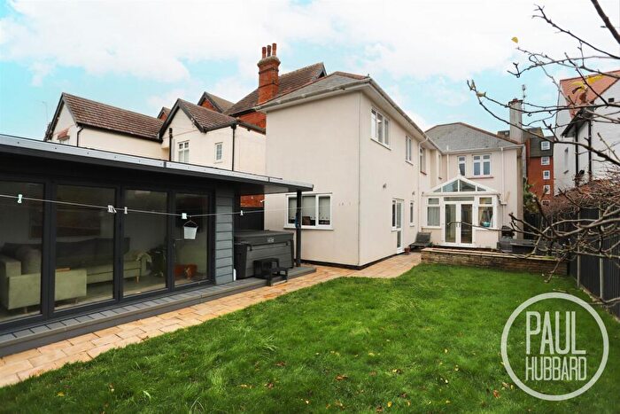 5 Bedroom Detached House For Sale In Kirkley Cliff Road, Pakefield, Suffolk, NR33