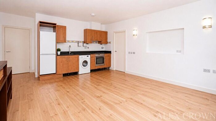 2 Bedroom Apartment To Rent In Stoke Newington High Street, Stoke Newington, N16