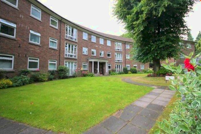 2 Bedroom Flat To Rent In Addiscombe Road, Croydon, CR0