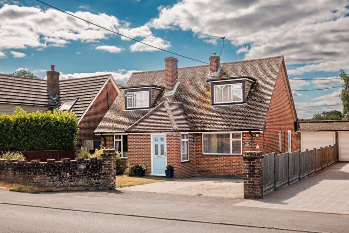 3 Bedroom Detached House For Sale In Copthorne Bank, Copthorne, RH10