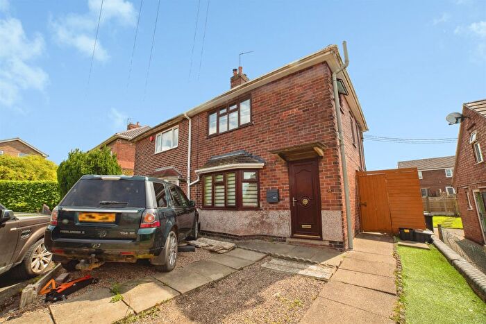 3 Bedroom Semi Detached House For Sale In Lindley Street, Newthorpe, Nottingham, NG16