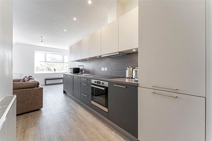 2 Bedroom Apartment To Rent In Royal House, Princes Gate, - Homer Road, Solihull, B91