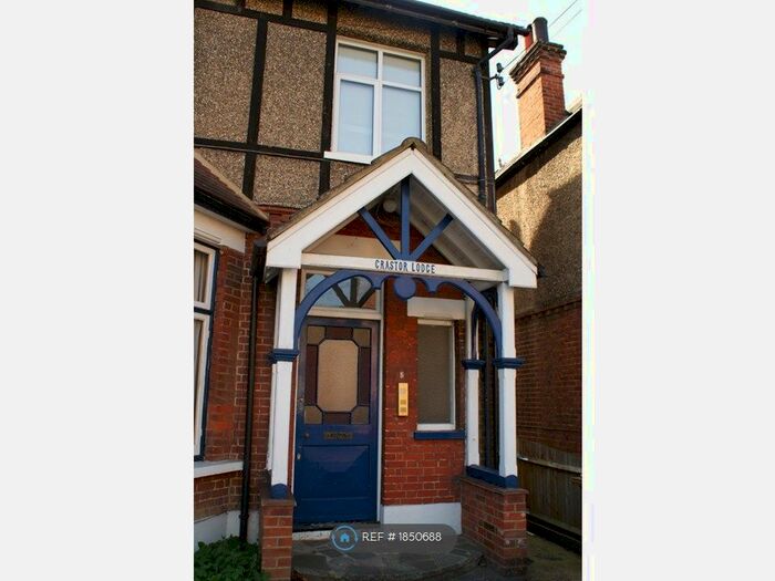 1 Bedroom Flat To Rent In Western Road, Sutton, SM1