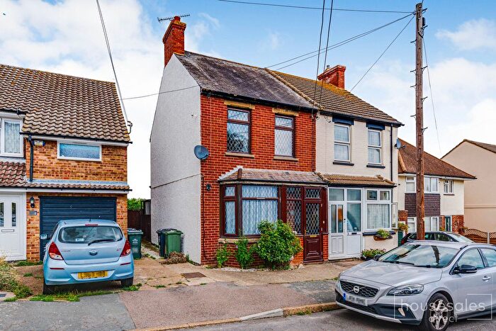 3 Bedroom Semi-Detached House For Sale In Mill Road, Kent, DA2