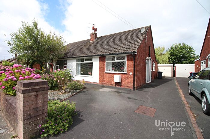 2 Bedroom Bungalow For Sale In Denbigh Avenue, Thornton-Cleveleys, FY5