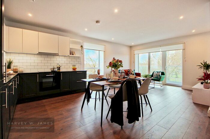 2 Bedroom Flat To Rent In Chapman House, Filmworks, W5