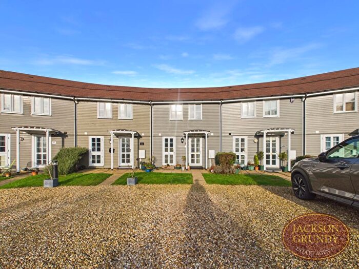 3 Bedroom Terraced House For Sale In Crescent Lodge, Overstone, NN6