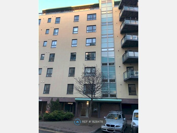 2 Bedroom Flat To Rent In Portland Gardens, Edinburgh, EH6