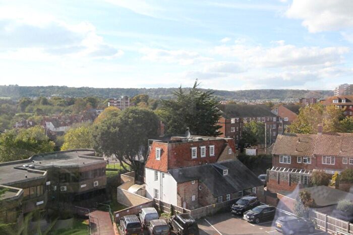 1 Bedroom Apartment For Sale In Upperton Road, Eastbourne, BN21