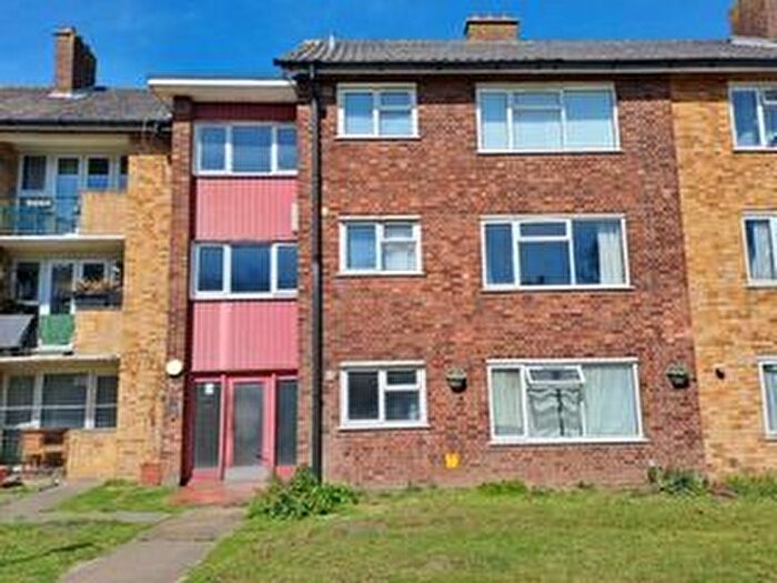 1 Bedroom Flat For Sale In Rosedale Road, Margate, Kent, CT9