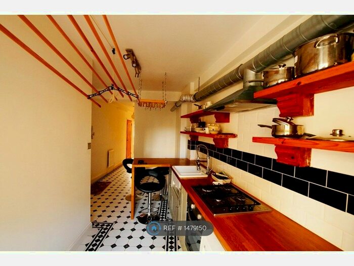 2 Bedroom Flat To Rent In Nr Edgware Road Tube, London, W2